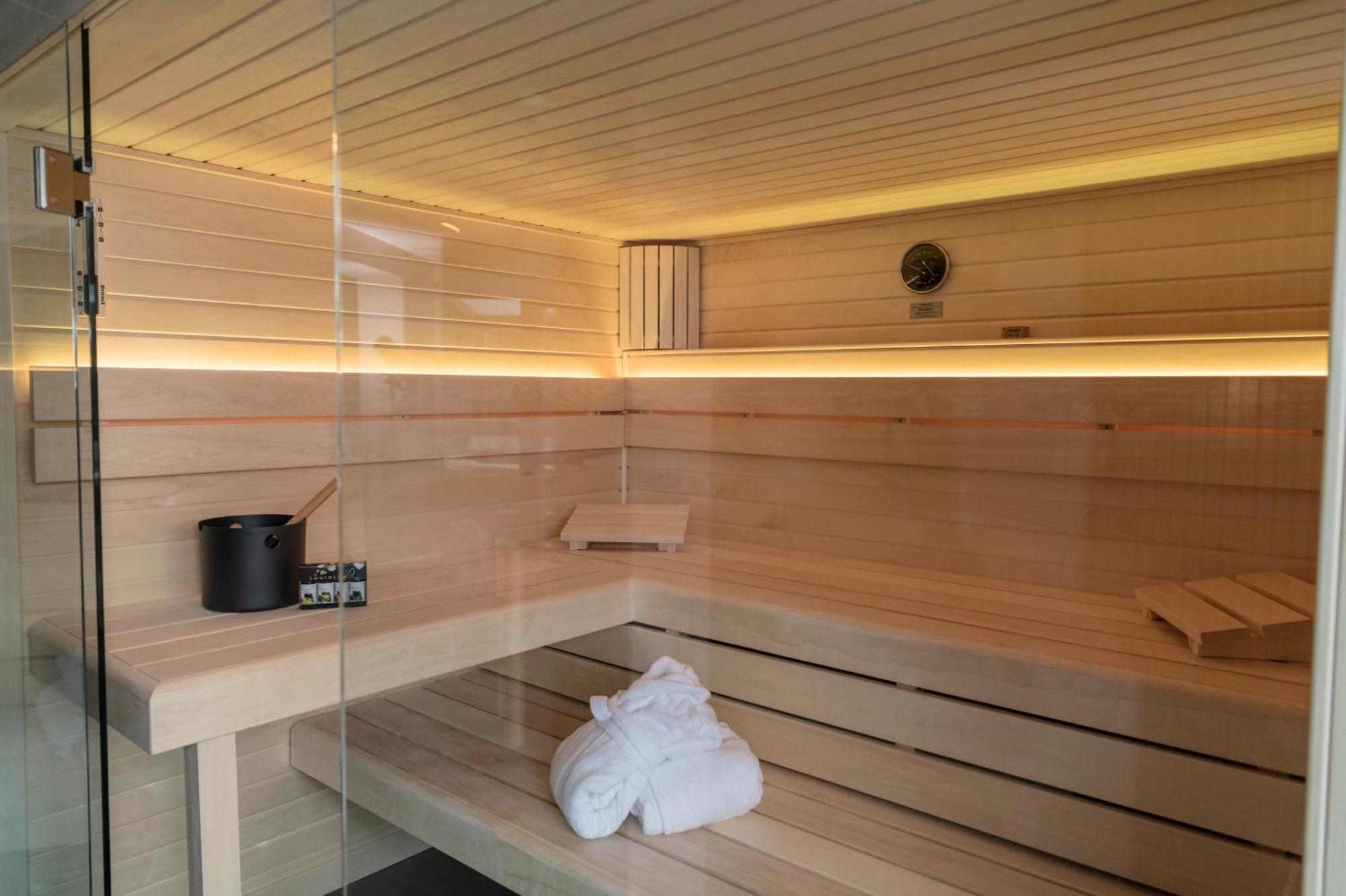 Wellness House Oase Spa Mit Whirlpool تيميندورفير ستراند المظهر الخارجي الصورة